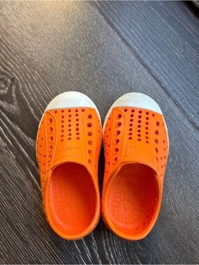 Native orange toddler shoes